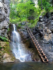 Vodopád v Kvačianské Dolině na Slovensku