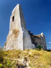 Čachtický hrad - zřícenina Donjon