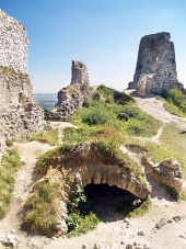 Katakomby Čachtického hradu