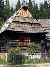 Dřevěný lidový dům v muzeu Zuberec