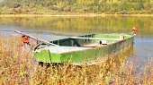 Loďka u přehrady