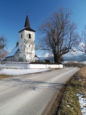 Zimní cesta do kostela v Ludrové