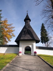 Brána do kostela v Tvrdošíně, Slovensko