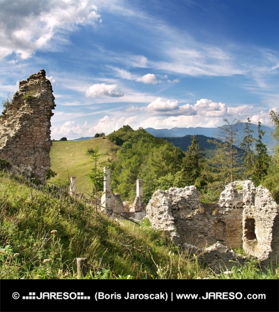 Ruiny Sklabinského hradu